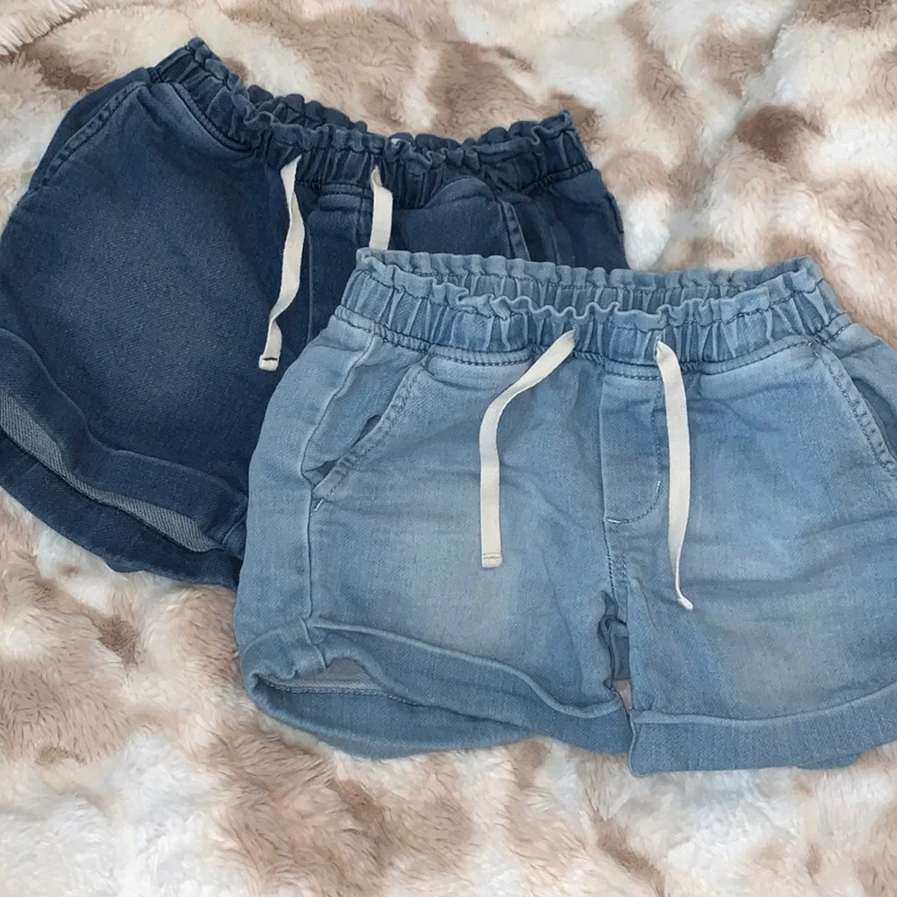 Gap kids shorts bundle!! Great Demin shorts - Picture 1 of 8